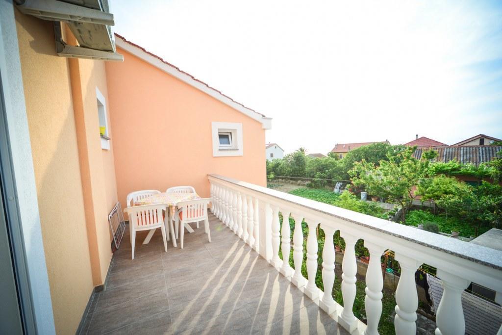Apartments Valentina Petrčane Zewnętrze zdjęcie