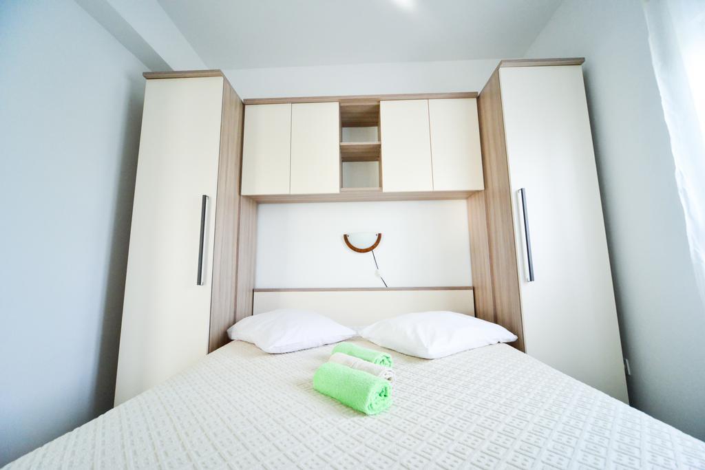 Apartments Valentina Petrčane Zewnętrze zdjęcie