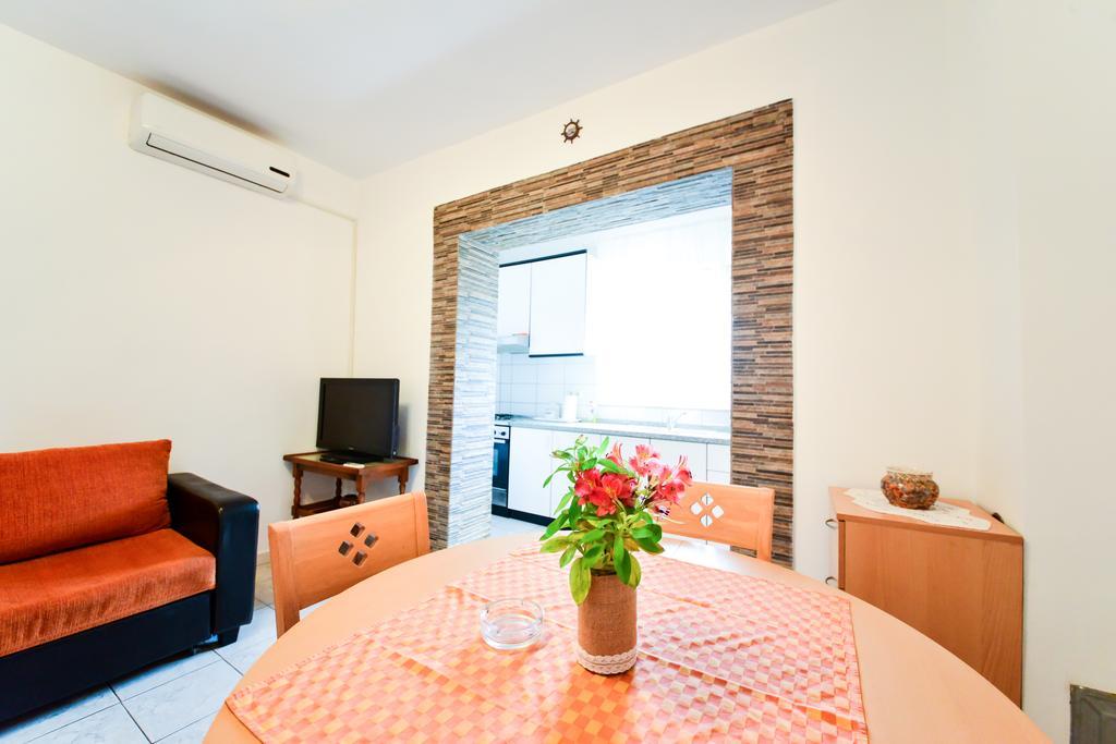 Apartments Valentina Petrčane Zewnętrze zdjęcie
