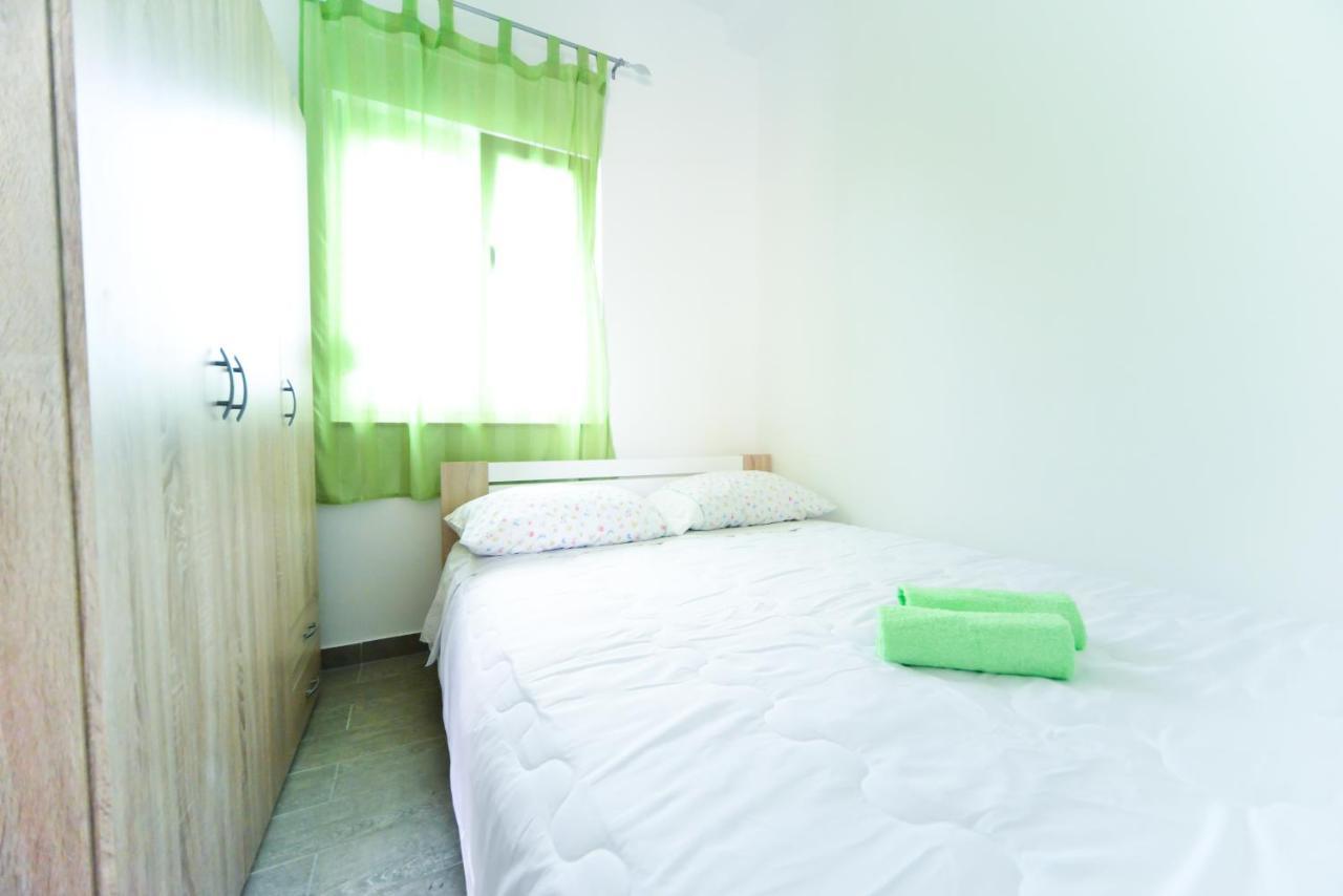 Apartments Valentina Petrčane Zewnętrze zdjęcie
